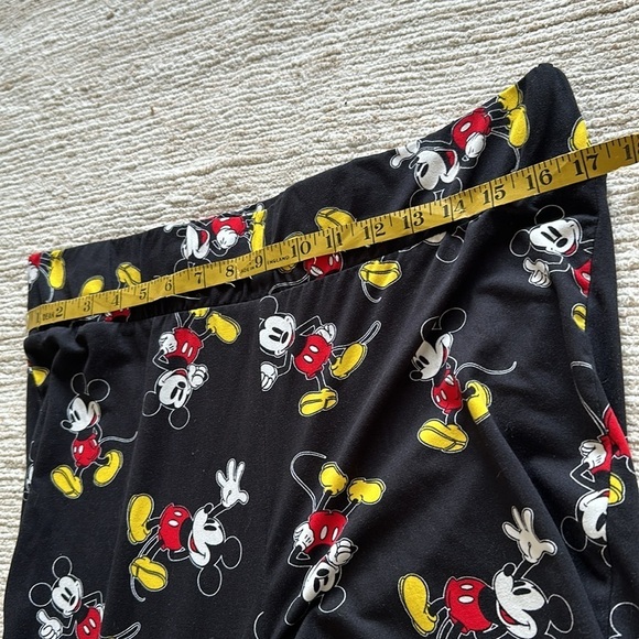 Disney ladies plus Mickey Mouse pants size 1X/2X like new - Picture 5 of 10